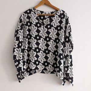 Diane von Furstenberg Black and White Silk Poncho Blouse Sz M